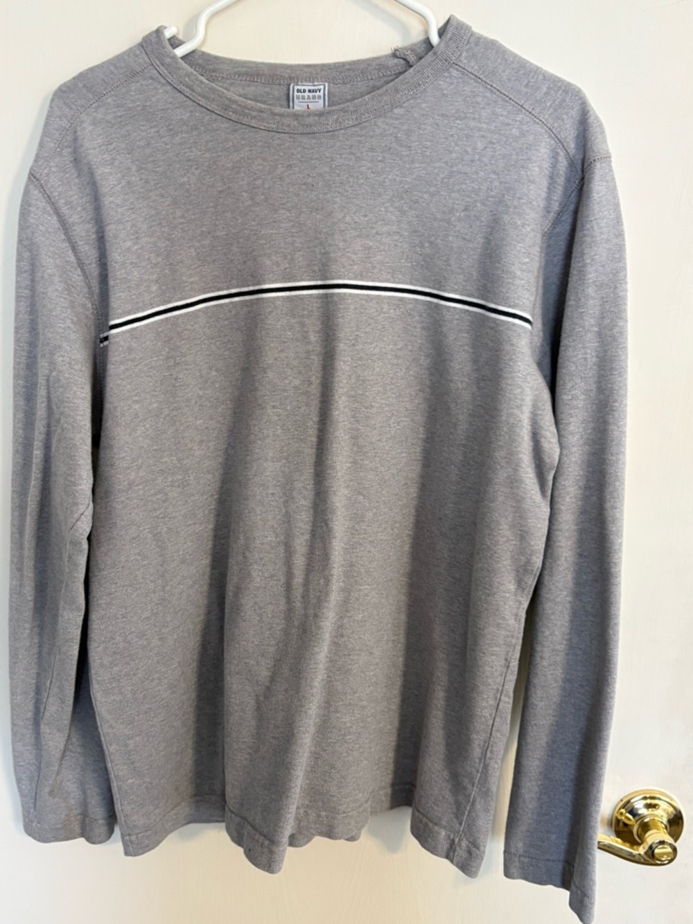 Y2K Old Navy Men's Long-Sleeve Crewneck Shirt - Gray with Stripe